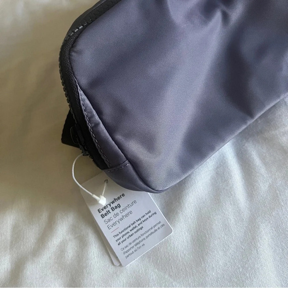 🆕 Lululemon OG Everywhere Belt Bag - Dusky Lavender - Picture 3 of 7